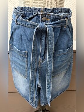 Women’s Böhme Shorts Denim Paper Bag Waist w/ Tie Bermuda Shorts 4 Pockets M
